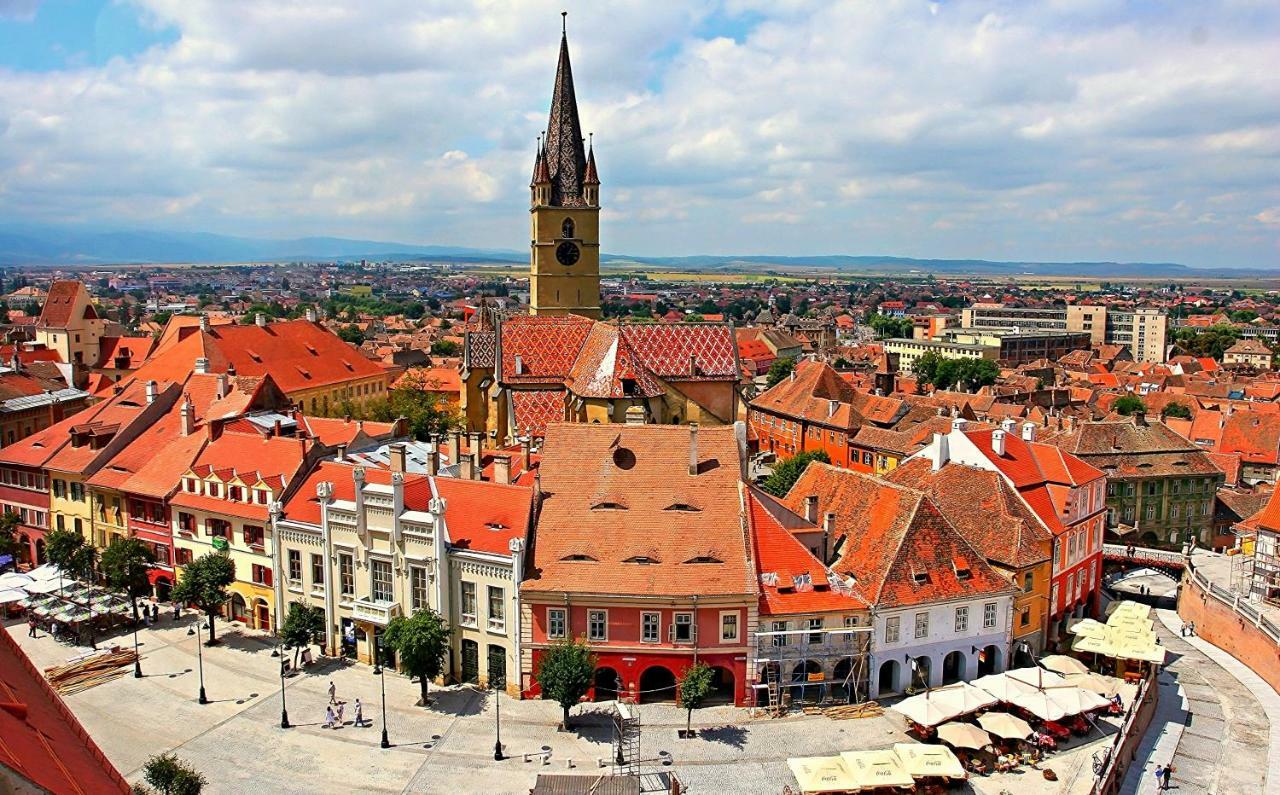 Apartment Queen Sibiu Eksteriør billede